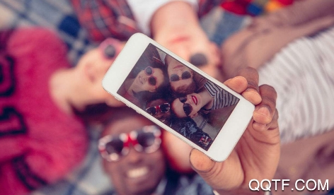 技来技往app在线社区聊天