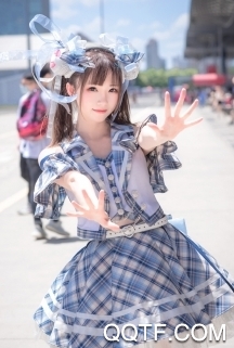 排排畅玩(高颜值游戏聊天陪玩)app安卓版