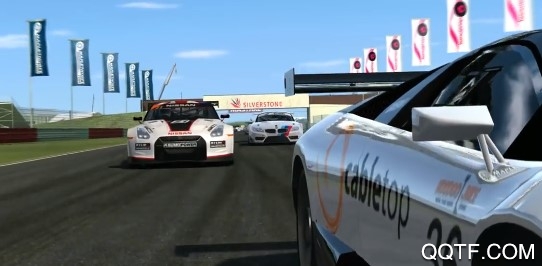 真实赛车3完美存档安卓